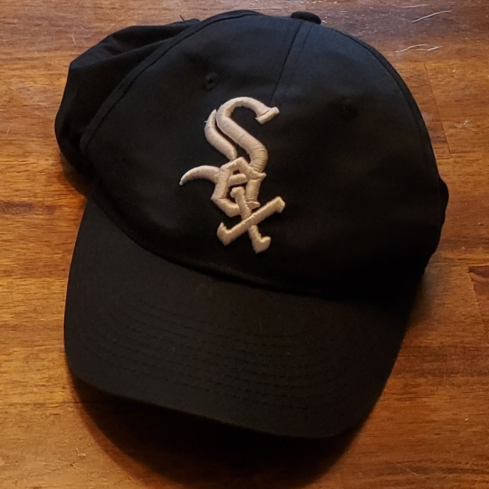 Chicago White Sox Baseball Cap - Black With Sox Logo - Youth - Adjustable